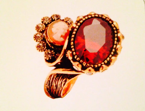 Contrarie' With Red Quartz And Cameo
