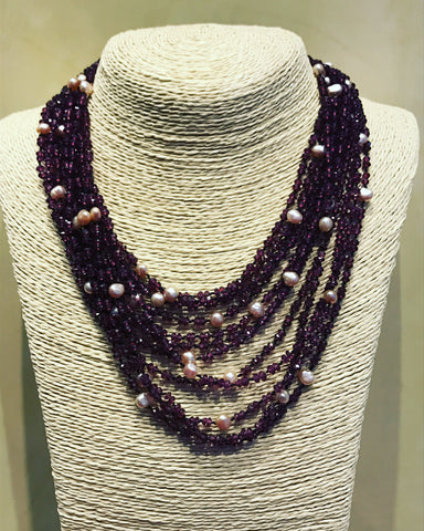 Eva Nueva Necklace with Amethyst and White Pearls